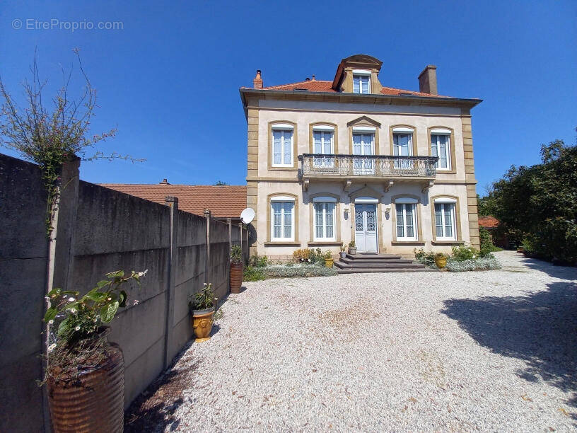 Maison à AUTUN