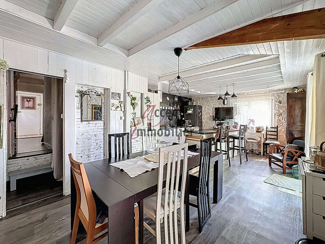 Maison à CHEVAL-BLANC