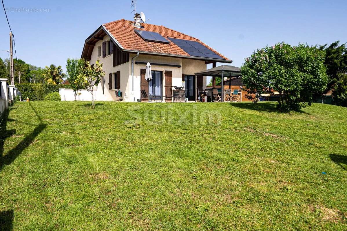 Maison à DOUVAINE