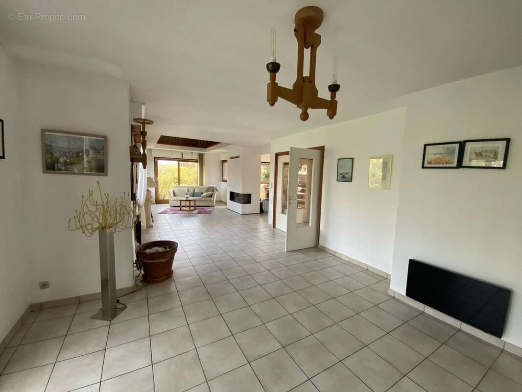 Maison à SAINGHIN-EN-MELANTOIS