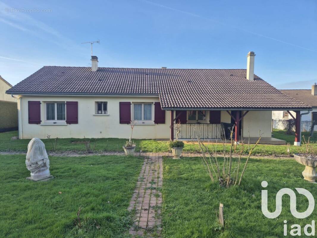 Photo 1 - Maison à ROMAGNE