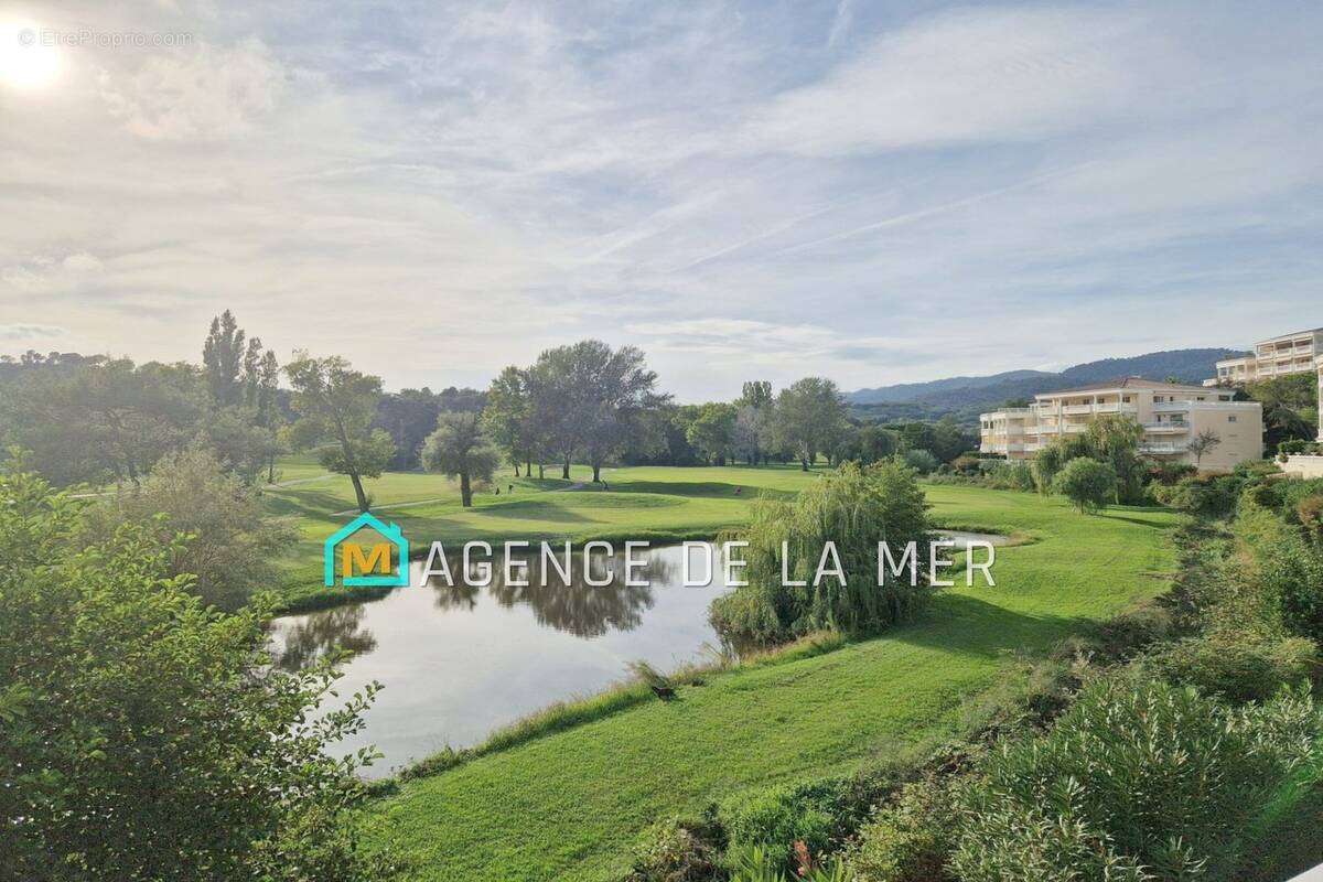 Appartement à MANDELIEU-LA-NAPOULE
