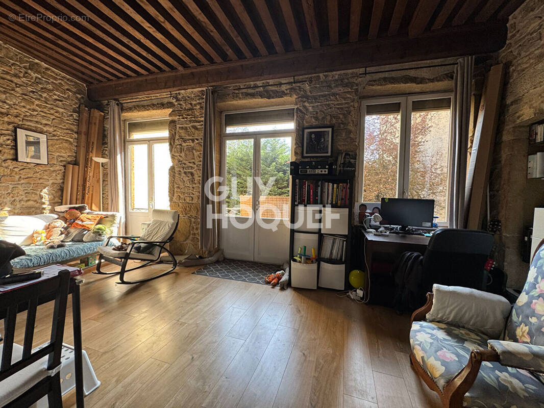Appartement à LYON-9E