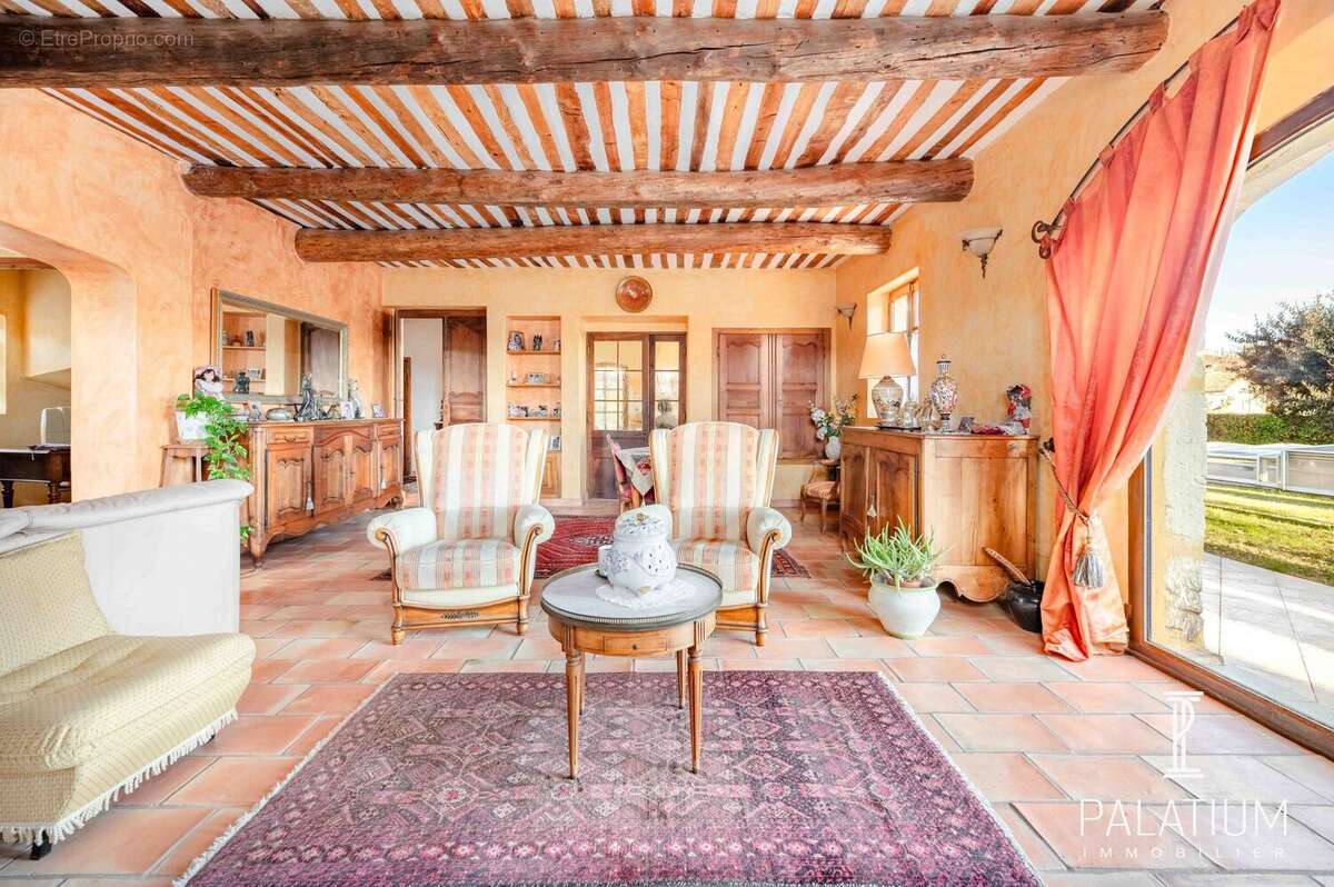 Maison à PIERREVERT