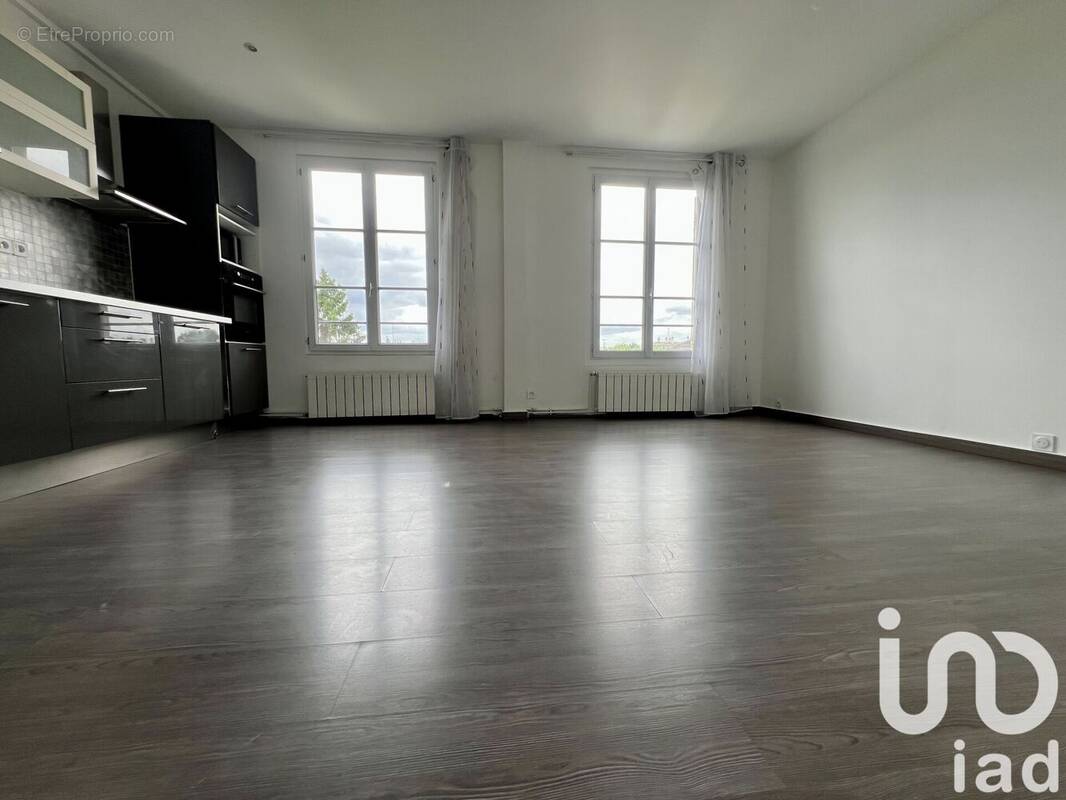 Photo 1 - Appartement à LE BOURGET