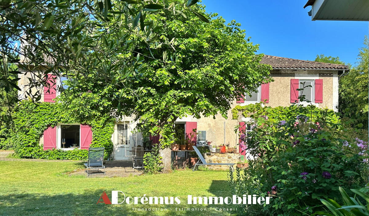 Maison à LATRESNE