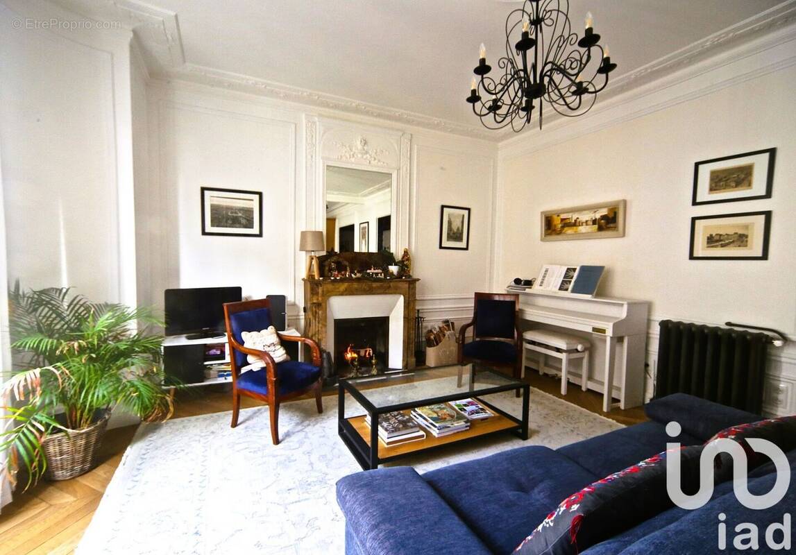 Photo 1 - Appartement à PARIS-15E