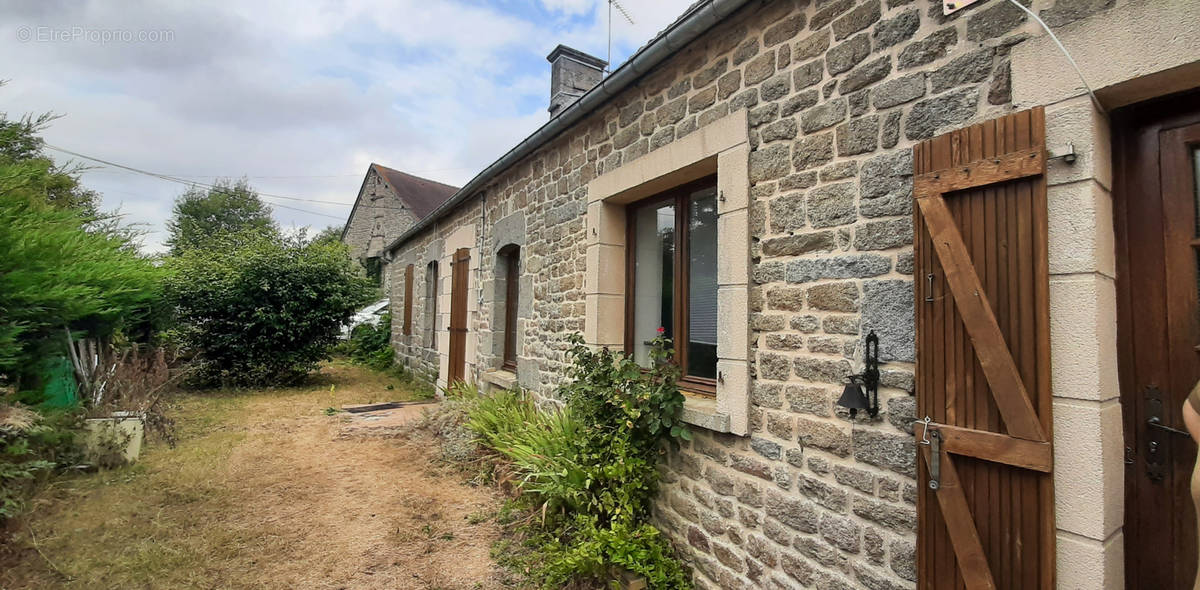Maison à ECOUCHE
