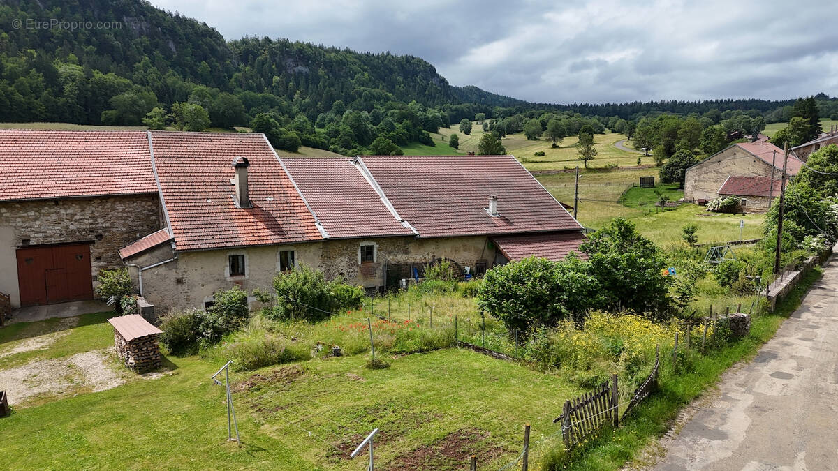 Maison à APREMONT