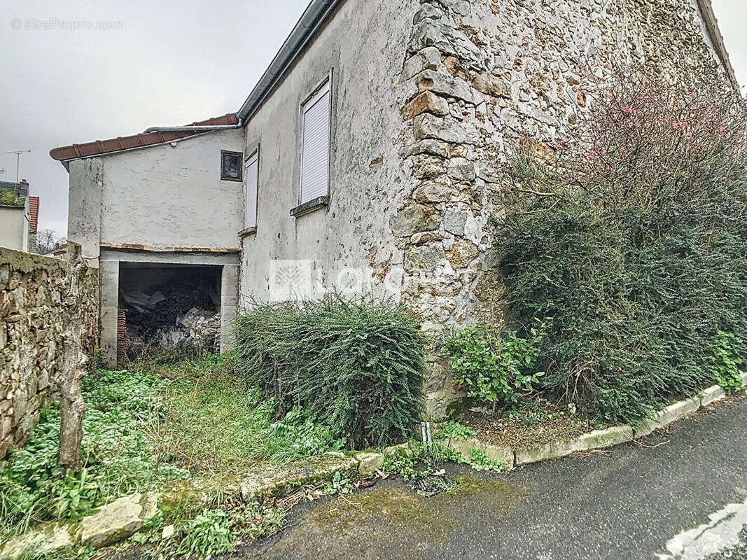 Autre à MARCOUSSIS
