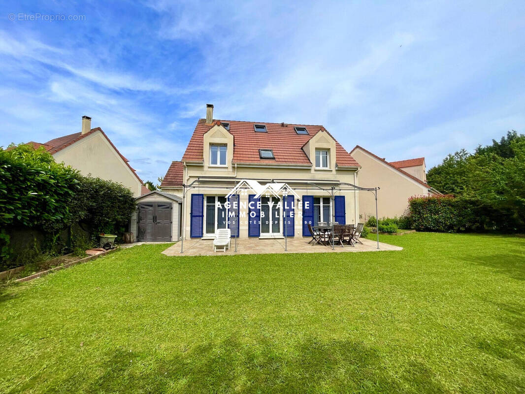 Maison à SAINT-PIERRE-DU-PERRAY