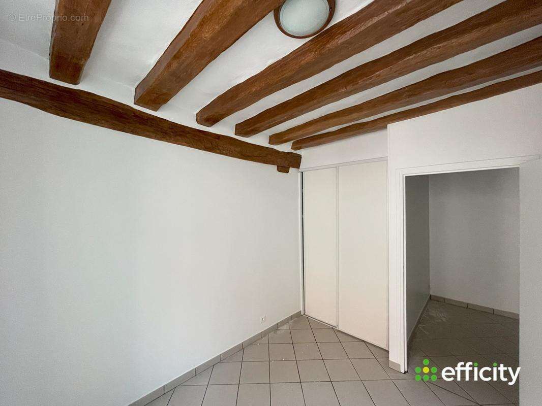 Appartement à EPERNON