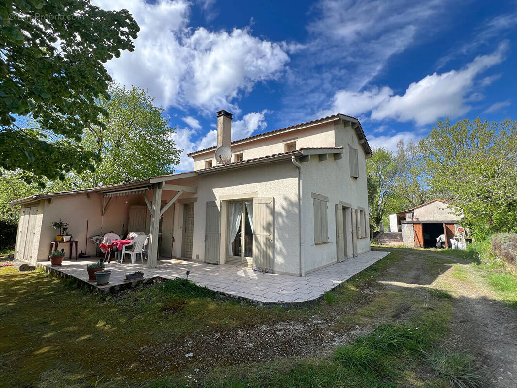 Maison à MONFLANQUIN