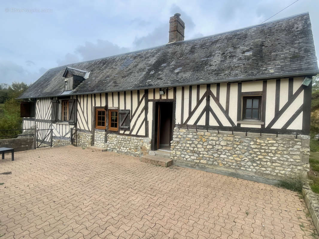 Maison à VIMOUTIERS