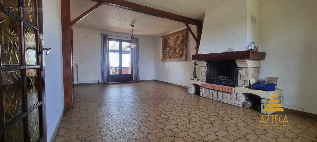 Maison à WALINCOURT-SELVIGNY