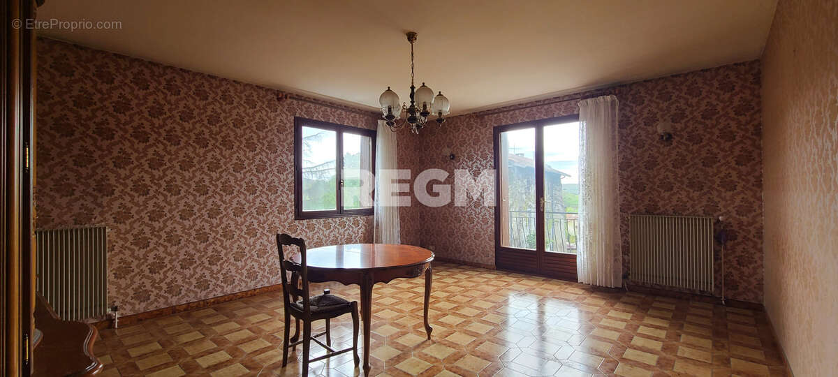 Maison à SAYAT