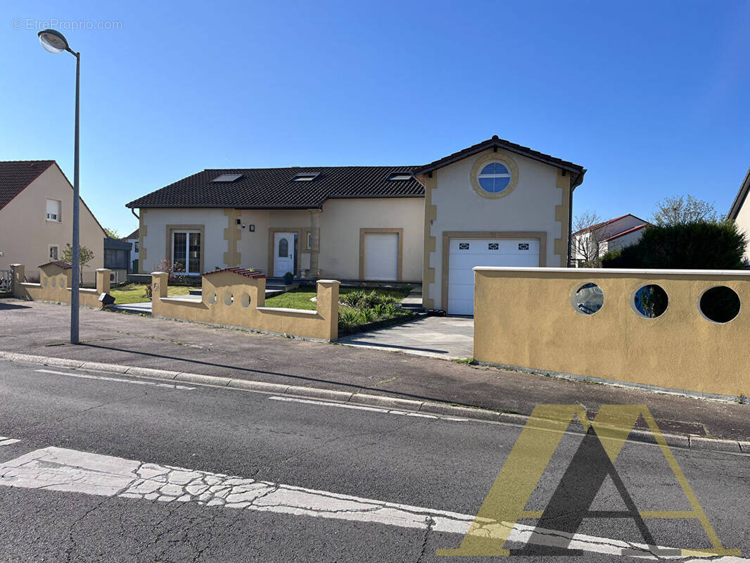 Maison à TALANGE