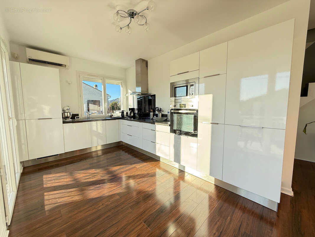 Appartement à LA GARDE