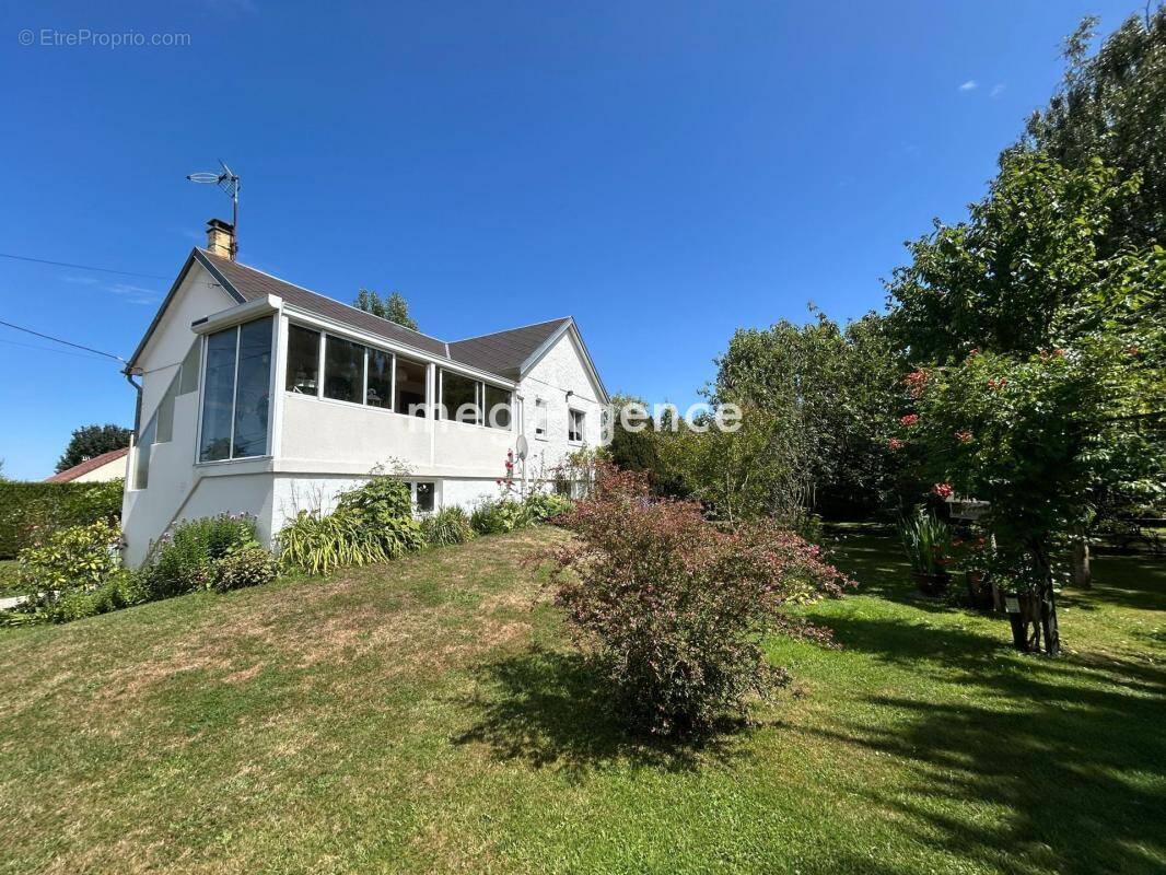 Maison à LE FIDELAIRE