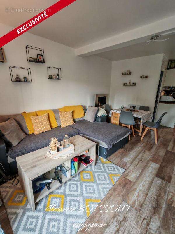 Appartement à ECQUEVILLY