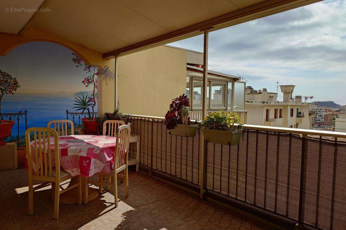 Appartement à NICE