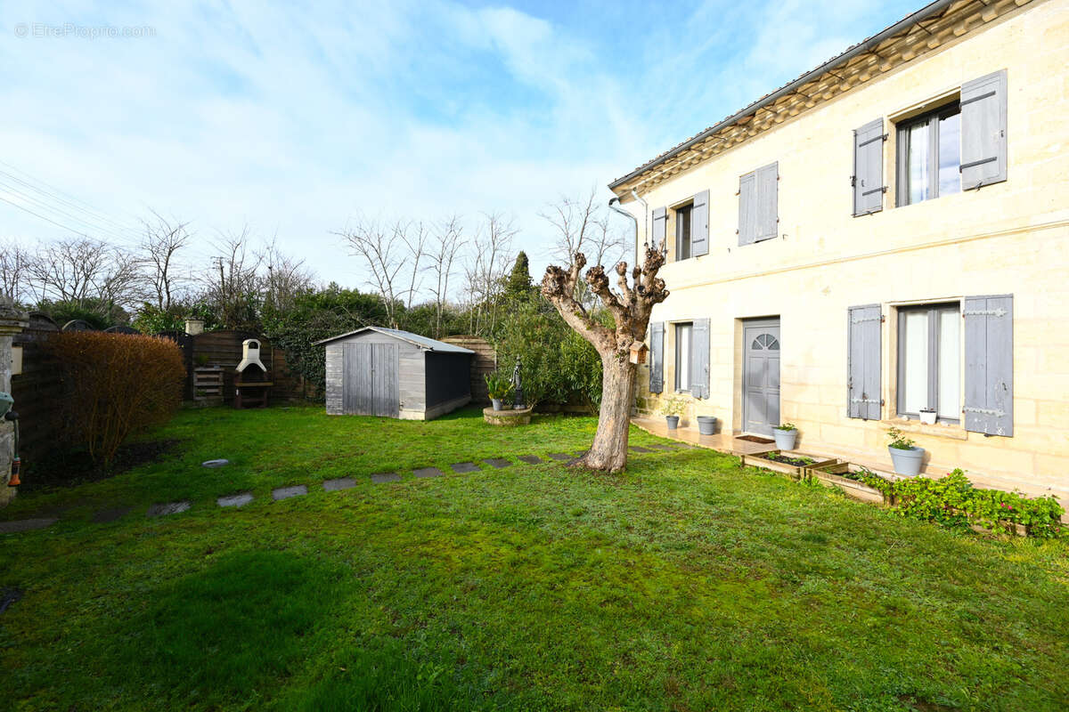 Maison à SAINT-DENIS-DE-PILE