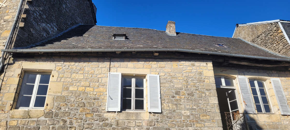 Appartement à AYEN