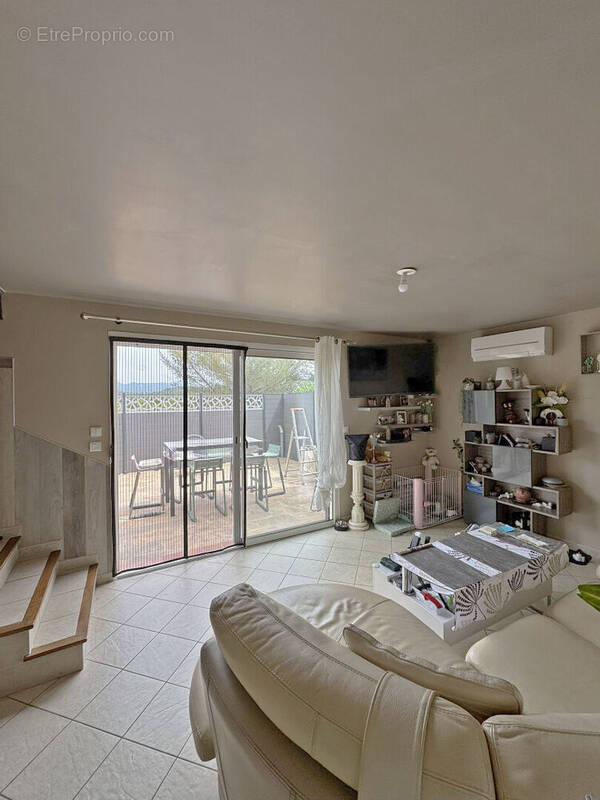 Appartement à ROUSSET