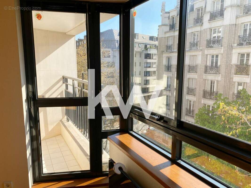 Appartement à PARIS-19E