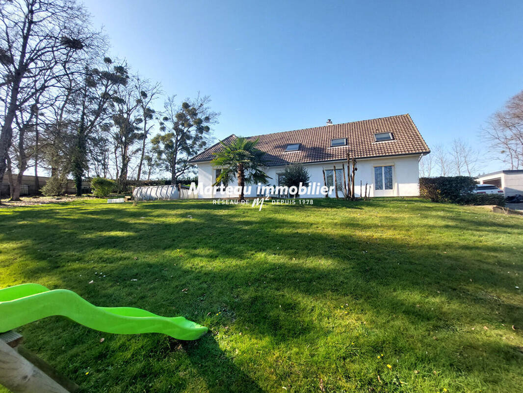 Maison à BESSE-SUR-BRAYE