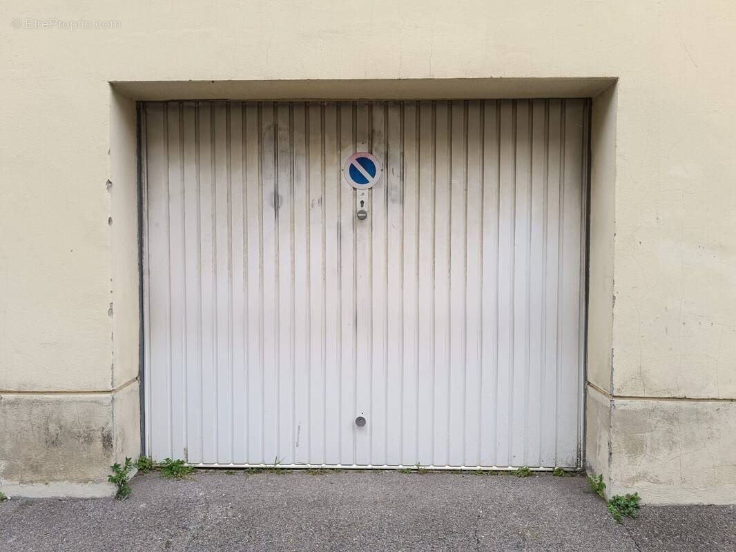 Parking à NARBONNE