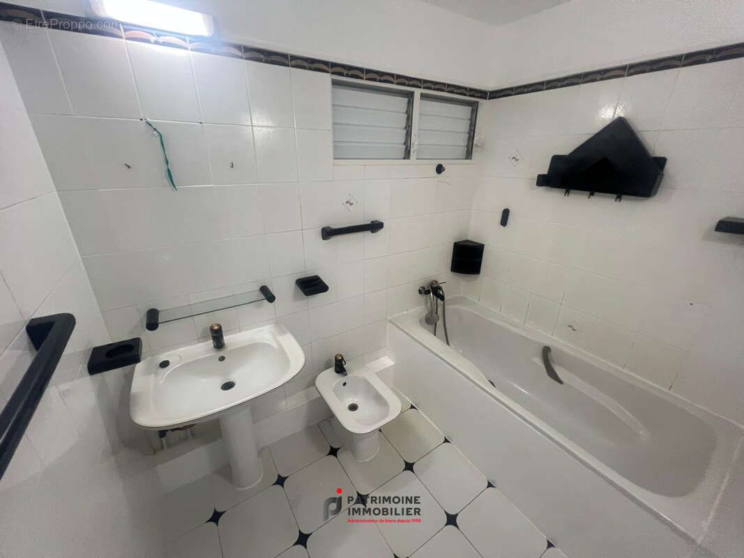 Appartement à PETIT-BOURG