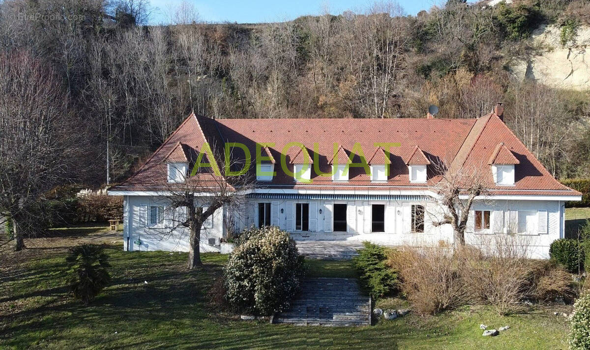Maison à CESSIEU