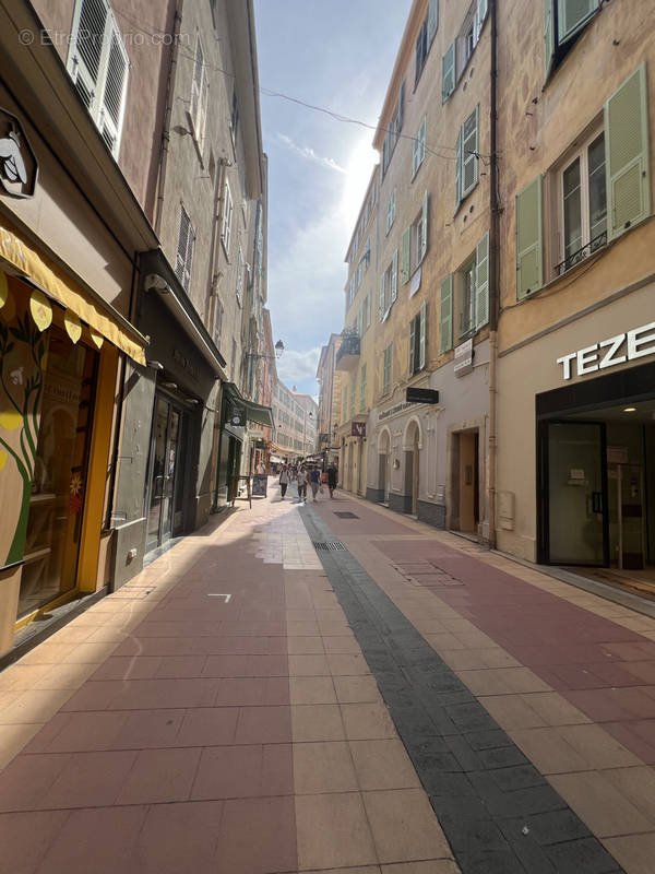 Commerce à MENTON