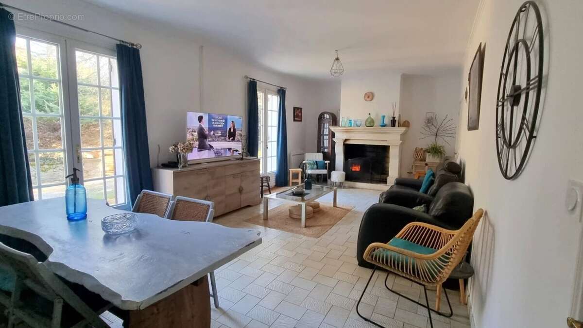 Maison à GINESTET