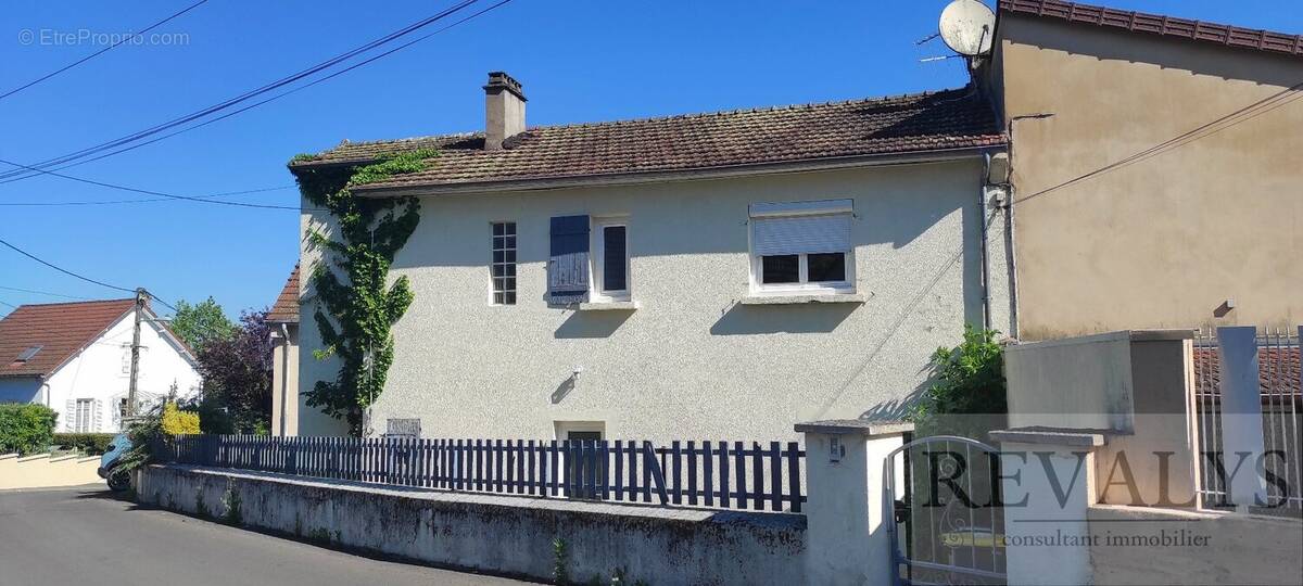 Maison à AUTUN