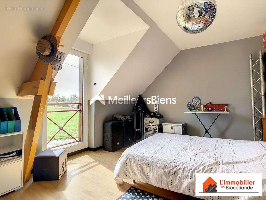 Maison à MAXENT