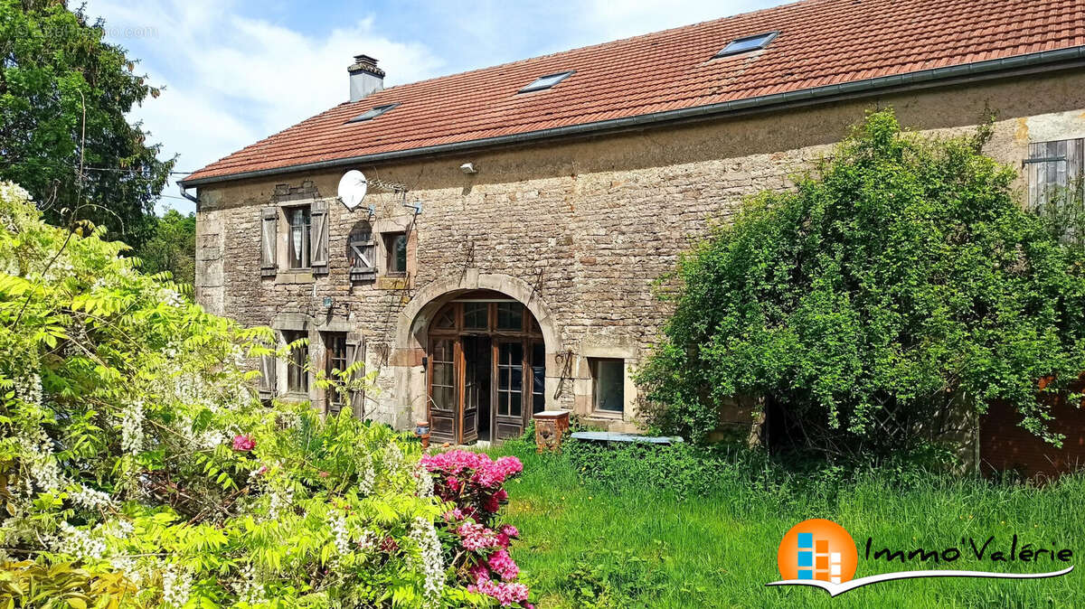 Maison à XERTIGNY