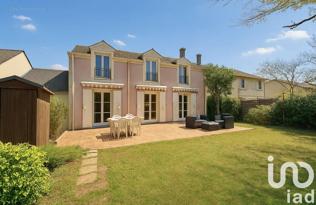 Photo 1 - Maison à LE CHESNAY