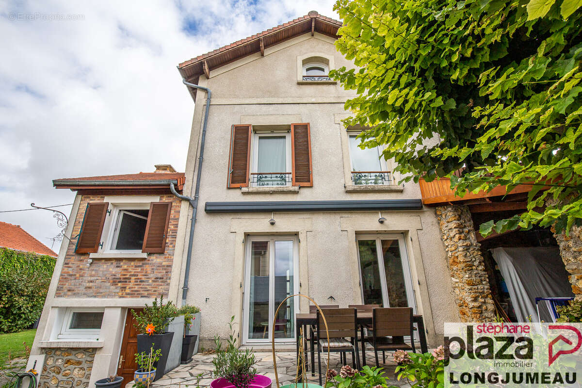 Maison à CHAMPLAN
