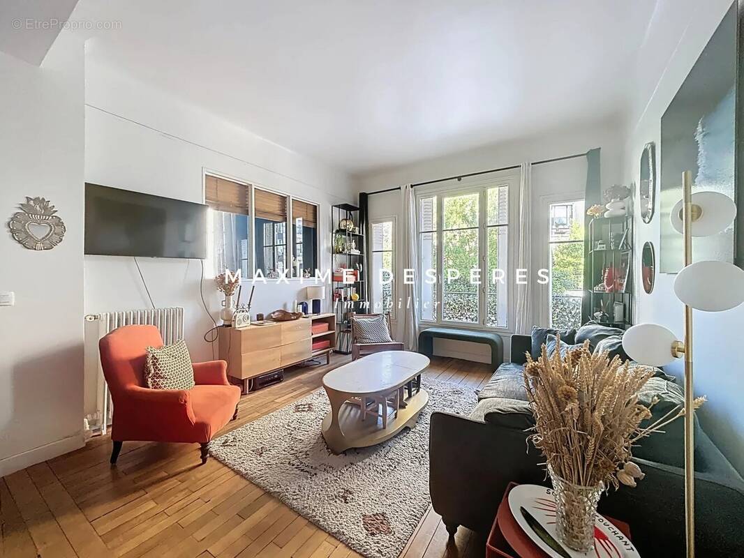 Appartement à NEUILLY-SUR-SEINE