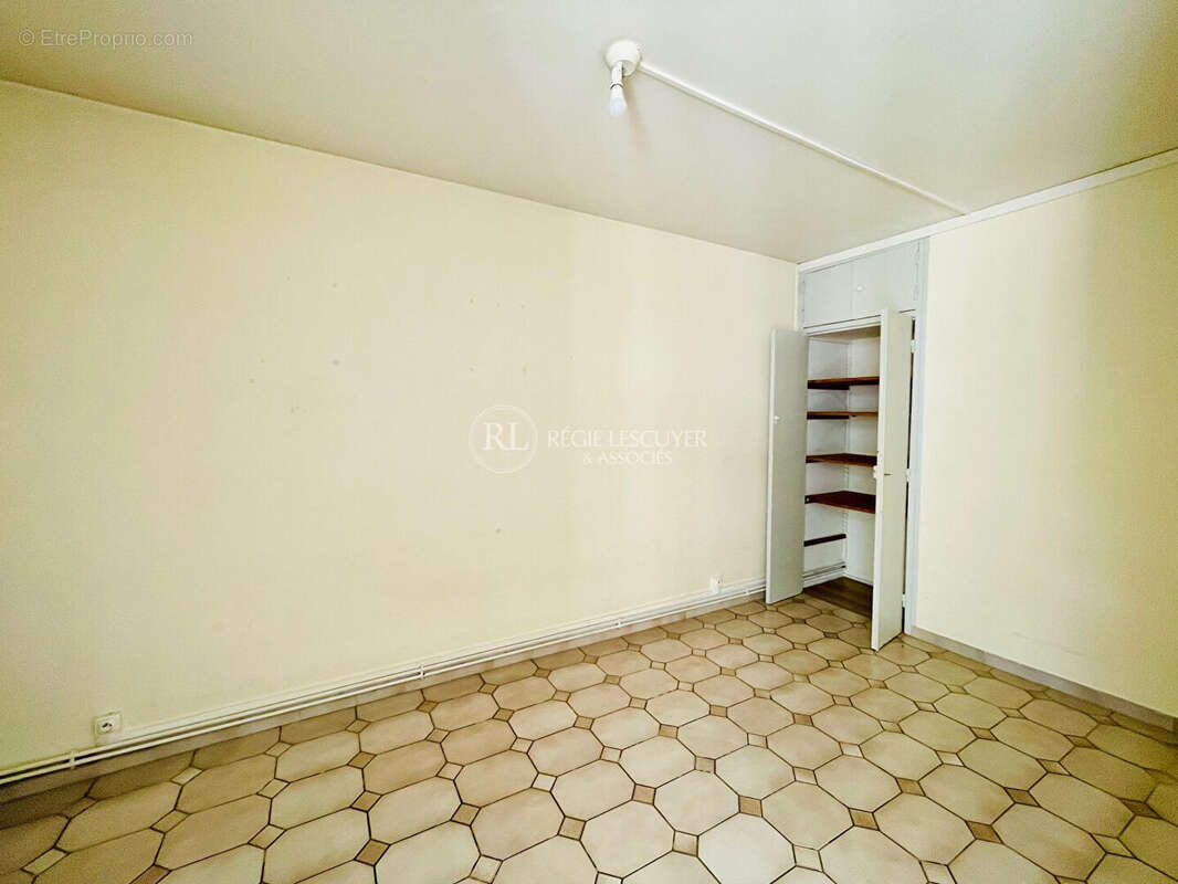 Appartement à LYON-8E