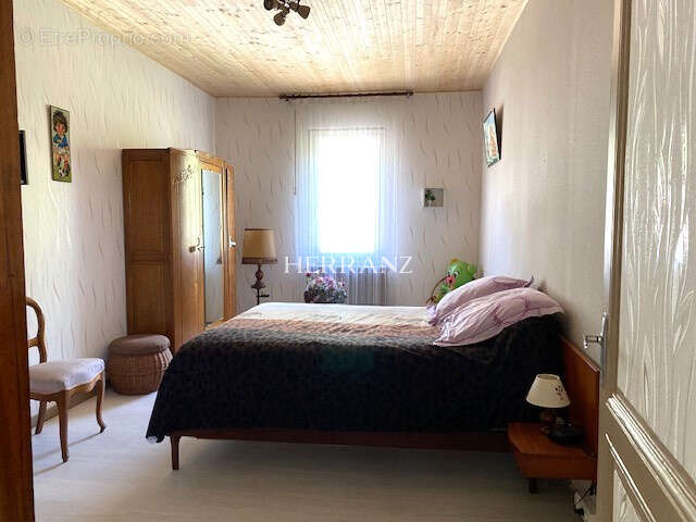 Maison à FRONSAC