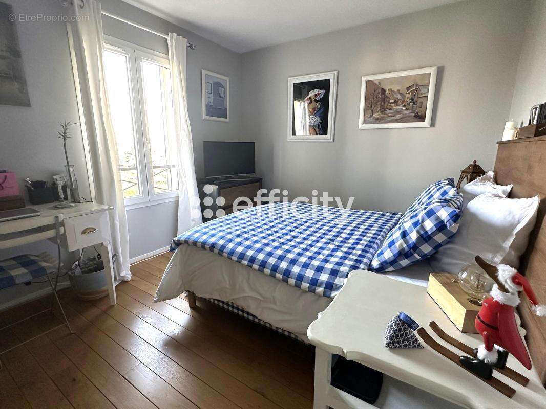 Maison à MARCY-L&#039;ETOILE