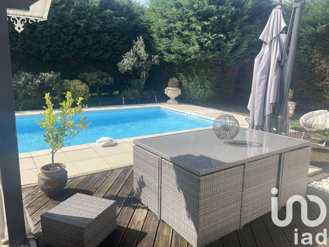 Photo 1 - Maison à EYSINES