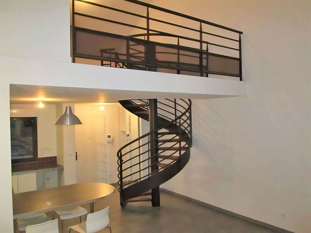 Appartement à LYON-9E