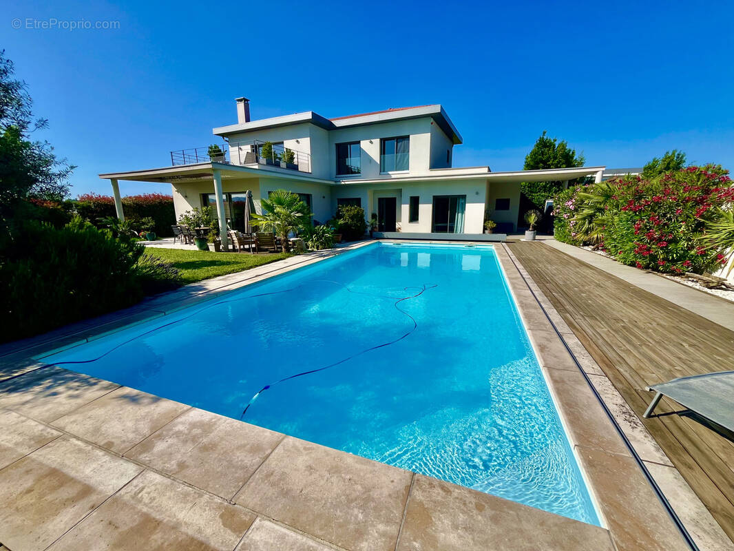 Maison à DARDILLY