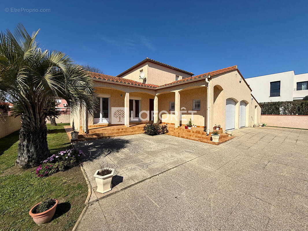 Maison à BOMPAS