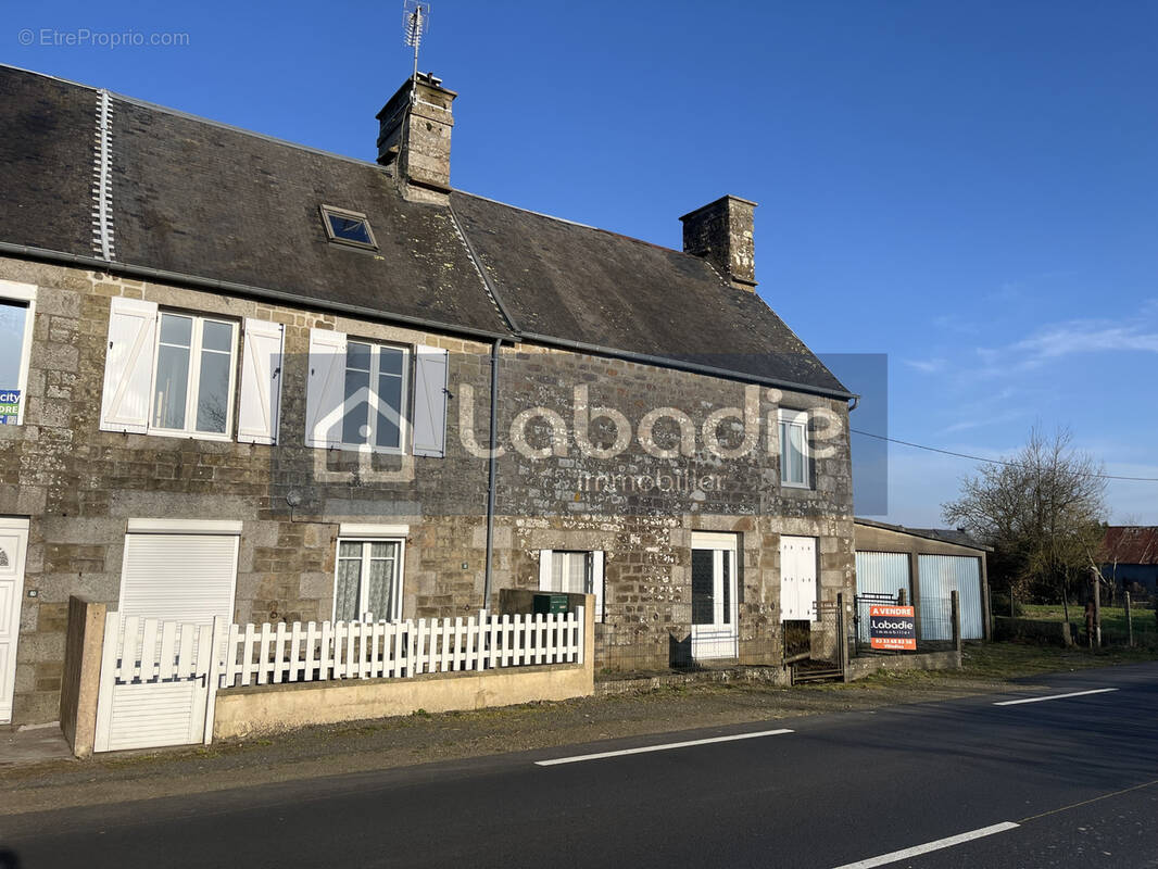 Maison à LA BLOUTIERE