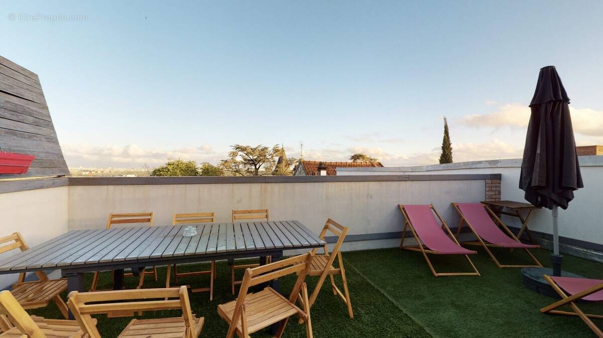 Appartement à SURESNES